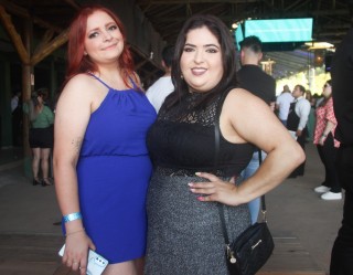 
<a style='margin-left: 5px;' class='btn btn-xs btn-social btn-facebook' href='https://www.facebook.com/sharer/sharer.php?u=https://galeramix.s01.web.getmuller.com.br/imagem/a151/800-800-90/conteudo/site_galerias/151/img6404.jpg' rel='popup' data-width='500' data-height='400'><i class='fa fa-facebook'></i>Compartilhar <span class='hidden-xs'>no Facebook</span>
</a> 
<a class='btn btn-default btn-xs' target='_blank' href='imagem/a151/800-800-90/conteudo/site_galerias/151/img6404.jpg'>
<span class='glyphicon glyphicon-cloud-download'></span> Salvar
</a>
