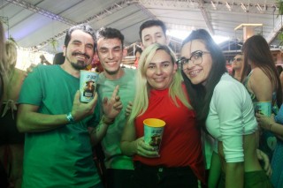 
<a style='margin-left: 5px;' class='btn btn-xs btn-social btn-facebook' href='https://www.facebook.com/sharer/sharer.php?u=https://galeramix.s01.web.getmuller.com.br/imagem/a151/800-800-90/conteudo/site_galerias/151/img6421.jpg' rel='popup' data-width='500' data-height='400'><i class='fa fa-facebook'></i>Compartilhar <span class='hidden-xs'>no Facebook</span>
</a> 
<a class='btn btn-default btn-xs' target='_blank' href='imagem/a151/800-800-90/conteudo/site_galerias/151/img6421.jpg'>
<span class='glyphicon glyphicon-cloud-download'></span> Salvar
</a>
