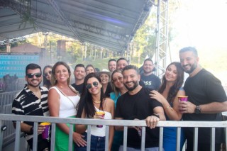 
<a style='margin-left: 5px;' class='btn btn-xs btn-social btn-facebook' href='https://www.facebook.com/sharer/sharer.php?u=https://galeramix.s01.web.getmuller.com.br/imagem/a151/800-800-90/conteudo/site_galerias/151/img6443.jpg' rel='popup' data-width='500' data-height='400'><i class='fa fa-facebook'></i>Compartilhar <span class='hidden-xs'>no Facebook</span>
</a> 
<a class='btn btn-default btn-xs' target='_blank' href='imagem/a151/800-800-90/conteudo/site_galerias/151/img6443.jpg'>
<span class='glyphicon glyphicon-cloud-download'></span> Salvar
</a>
