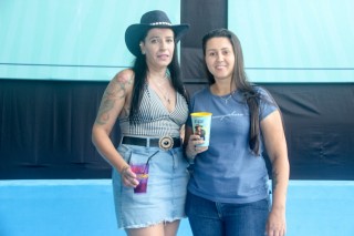 
<a style='margin-left: 5px;' class='btn btn-xs btn-social btn-facebook' href='https://www.facebook.com/sharer/sharer.php?u=https://galeramix.s01.web.getmuller.com.br/imagem/a151/800-800-90/conteudo/site_galerias/151/img6496.jpg' rel='popup' data-width='500' data-height='400'><i class='fa fa-facebook'></i>Compartilhar <span class='hidden-xs'>no Facebook</span>
</a> 
<a class='btn btn-default btn-xs' target='_blank' href='imagem/a151/800-800-90/conteudo/site_galerias/151/img6496.jpg'>
<span class='glyphicon glyphicon-cloud-download'></span> Salvar
</a>
