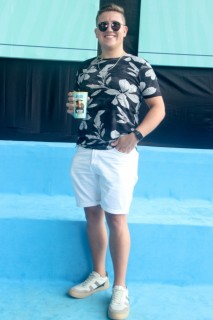 
<a style='margin-left: 5px;' class='btn btn-xs btn-social btn-facebook' href='https://www.facebook.com/sharer/sharer.php?u=https://galeramix.s01.web.getmuller.com.br/imagem/a151/800-800-90/conteudo/site_galerias/151/img6526.jpg' rel='popup' data-width='500' data-height='400'><i class='fa fa-facebook'></i>Compartilhar <span class='hidden-xs'>no Facebook</span>
</a> 
<a class='btn btn-default btn-xs' target='_blank' href='imagem/a151/800-800-90/conteudo/site_galerias/151/img6526.jpg'>
<span class='glyphicon glyphicon-cloud-download'></span> Salvar
</a>
