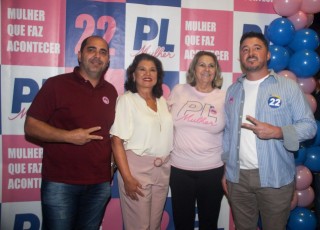 
                <a style='margin-left: 5px;' class='btn btn-xs btn-social btn-facebook' href='https://www.facebook.com/sharer/sharer.php?u=https://galeramix.s01.web.getmuller.com.br/imagem/a157/800-800-90/conteudo/site_galerias/157/pl-mulher-tijucas-103.jpg' rel='popup' data-width='500' data-height='400'><i class='fa fa-facebook'></i>Compartilhar <span class='hidden-xs'>no Facebook</span>
            </a> 
            <a class='btn btn-default btn-xs' target='_blank' href='imagem/a157/800-800-90/conteudo/site_galerias/157/pl-mulher-tijucas-103.jpg'>
                <span class='glyphicon glyphicon-cloud-download'></span> Salvar
            </a>
            