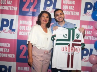 
<a style='margin-left: 5px;' class='btn btn-xs btn-social btn-facebook' href='https://www.facebook.com/sharer/sharer.php?u=https://galeramix.s01.web.getmuller.com.br/imagem/a157/800-800-90/conteudo/site_galerias/157/pl-mulher-tijucas-111.jpg' rel='popup' data-width='500' data-height='400'><i class='fa fa-facebook'></i>Compartilhar <span class='hidden-xs'>no Facebook</span>
</a> 
<a class='btn btn-default btn-xs' target='_blank' href='imagem/a157/800-800-90/conteudo/site_galerias/157/pl-mulher-tijucas-111.jpg'>
<span class='glyphicon glyphicon-cloud-download'></span> Salvar
</a>
