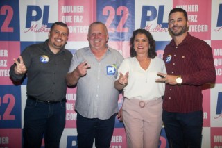 
<a style='margin-left: 5px;' class='btn btn-xs btn-social btn-facebook' href='https://www.facebook.com/sharer/sharer.php?u=https://galeramix.s01.web.getmuller.com.br/imagem/a157/800-800-90/conteudo/site_galerias/157/pl-mulher-tijucas-129.jpg' rel='popup' data-width='500' data-height='400'><i class='fa fa-facebook'></i>Compartilhar <span class='hidden-xs'>no Facebook</span>
</a> 
<a class='btn btn-default btn-xs' target='_blank' href='imagem/a157/800-800-90/conteudo/site_galerias/157/pl-mulher-tijucas-129.jpg'>
<span class='glyphicon glyphicon-cloud-download'></span> Salvar
</a>
