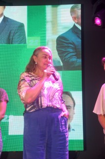 
<a style='margin-left: 5px;' class='btn btn-xs btn-social btn-facebook' href='https://www.facebook.com/sharer/sharer.php?u=https://galeramix.s01.web.getmuller.com.br/imagem/a157/800-800-90/conteudo/site_galerias/157/pl-mulher-tijucas-147.jpg' rel='popup' data-width='500' data-height='400'><i class='fa fa-facebook'></i>Compartilhar <span class='hidden-xs'>no Facebook</span>
</a> 
<a class='btn btn-default btn-xs' target='_blank' href='imagem/a157/800-800-90/conteudo/site_galerias/157/pl-mulher-tijucas-147.jpg'>
<span class='glyphicon glyphicon-cloud-download'></span> Salvar
</a>
