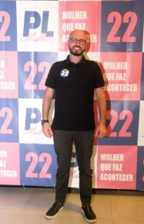 
<a style='margin-left: 5px;' class='btn btn-xs btn-social btn-facebook' href='https://www.facebook.com/sharer/sharer.php?u=https://galeramix.s01.web.getmuller.com.br/imagem/a157/800-800-90/conteudo/site_galerias/157/pl-mulher-tijucas-15.jpg' rel='popup' data-width='500' data-height='400'><i class='fa fa-facebook'></i>Compartilhar <span class='hidden-xs'>no Facebook</span>
</a> 
<a class='btn btn-default btn-xs' target='_blank' href='imagem/a157/800-800-90/conteudo/site_galerias/157/pl-mulher-tijucas-15.jpg'>
<span class='glyphicon glyphicon-cloud-download'></span> Salvar
</a>
