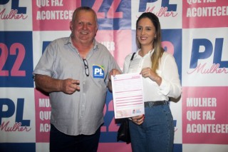 
<a style='margin-left: 5px;' class='btn btn-xs btn-social btn-facebook' href='https://www.facebook.com/sharer/sharer.php?u=https://galeramix.s01.web.getmuller.com.br/imagem/a157/800-800-90/conteudo/site_galerias/157/pl-mulher-tijucas-157.jpg' rel='popup' data-width='500' data-height='400'><i class='fa fa-facebook'></i>Compartilhar <span class='hidden-xs'>no Facebook</span>
</a> 
<a class='btn btn-default btn-xs' target='_blank' href='imagem/a157/800-800-90/conteudo/site_galerias/157/pl-mulher-tijucas-157.jpg'>
<span class='glyphicon glyphicon-cloud-download'></span> Salvar
</a>
