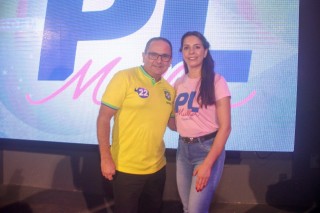 
<a style='margin-left: 5px;' class='btn btn-xs btn-social btn-facebook' href='https://www.facebook.com/sharer/sharer.php?u=https://galeramix.s01.web.getmuller.com.br/imagem/a157/800-800-90/conteudo/site_galerias/157/pl-mulher-tijucas-197.jpg' rel='popup' data-width='500' data-height='400'><i class='fa fa-facebook'></i>Compartilhar <span class='hidden-xs'>no Facebook</span>
</a> 
<a class='btn btn-default btn-xs' target='_blank' href='imagem/a157/800-800-90/conteudo/site_galerias/157/pl-mulher-tijucas-197.jpg'>
<span class='glyphicon glyphicon-cloud-download'></span> Salvar
</a>
