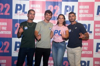 
<a style='margin-left: 5px;' class='btn btn-xs btn-social btn-facebook' href='https://www.facebook.com/sharer/sharer.php?u=https://galeramix.s01.web.getmuller.com.br/imagem/a157/800-800-90/conteudo/site_galerias/157/pl-mulher-tijucas-26.jpg' rel='popup' data-width='500' data-height='400'><i class='fa fa-facebook'></i>Compartilhar <span class='hidden-xs'>no Facebook</span>
</a> 
<a class='btn btn-default btn-xs' target='_blank' href='imagem/a157/800-800-90/conteudo/site_galerias/157/pl-mulher-tijucas-26.jpg'>
<span class='glyphicon glyphicon-cloud-download'></span> Salvar
</a>
