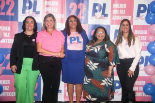 
<a style='margin-left: 5px;' class='btn btn-xs btn-social btn-facebook' href='https://www.facebook.com/sharer/sharer.php?u=https://galeramix.s01.web.getmuller.com.br/imagem/a157/800-800-90/conteudo/site_galerias/157/pl-mulher-tijucas-49.jpg' rel='popup' data-width='500' data-height='400'><i class='fa fa-facebook'></i>Compartilhar <span class='hidden-xs'>no Facebook</span>
</a> 
<a class='btn btn-default btn-xs' target='_blank' href='imagem/a157/800-800-90/conteudo/site_galerias/157/pl-mulher-tijucas-49.jpg'>
<span class='glyphicon glyphicon-cloud-download'></span> Salvar
</a>
