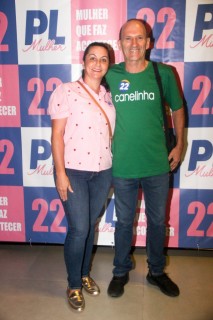 
<a style='margin-left: 5px;' class='btn btn-xs btn-social btn-facebook' href='https://www.facebook.com/sharer/sharer.php?u=https://galeramix.s01.web.getmuller.com.br/imagem/a157/800-800-90/conteudo/site_galerias/157/pl-mulher-tijucas-59.jpg' rel='popup' data-width='500' data-height='400'><i class='fa fa-facebook'></i>Compartilhar <span class='hidden-xs'>no Facebook</span>
</a> 
<a class='btn btn-default btn-xs' target='_blank' href='imagem/a157/800-800-90/conteudo/site_galerias/157/pl-mulher-tijucas-59.jpg'>
<span class='glyphicon glyphicon-cloud-download'></span> Salvar
</a>
