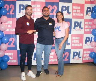 
<a style='margin-left: 5px;' class='btn btn-xs btn-social btn-facebook' href='https://www.facebook.com/sharer/sharer.php?u=https://galeramix.s01.web.getmuller.com.br/imagem/a157/800-800-90/conteudo/site_galerias/157/pl-mulher-tijucas-78.jpg' rel='popup' data-width='500' data-height='400'><i class='fa fa-facebook'></i>Compartilhar <span class='hidden-xs'>no Facebook</span>
</a> 
<a class='btn btn-default btn-xs' target='_blank' href='imagem/a157/800-800-90/conteudo/site_galerias/157/pl-mulher-tijucas-78.jpg'>
<span class='glyphicon glyphicon-cloud-download'></span> Salvar
</a>
