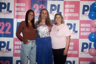 
<a style='margin-left: 5px;' class='btn btn-xs btn-social btn-facebook' href='https://www.facebook.com/sharer/sharer.php?u=https://galeramix.s01.web.getmuller.com.br/imagem/a157/800-800-90/conteudo/site_galerias/157/pl-mulher-tijucas-88.jpg' rel='popup' data-width='500' data-height='400'><i class='fa fa-facebook'></i>Compartilhar <span class='hidden-xs'>no Facebook</span>
</a> 
<a class='btn btn-default btn-xs' target='_blank' href='imagem/a157/800-800-90/conteudo/site_galerias/157/pl-mulher-tijucas-88.jpg'>
<span class='glyphicon glyphicon-cloud-download'></span> Salvar
</a>
