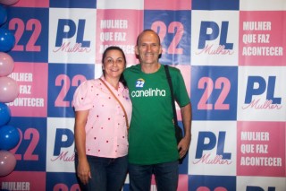 
<a style='margin-left: 5px;' class='btn btn-xs btn-social btn-facebook' href='https://www.facebook.com/sharer/sharer.php?u=https://galeramix.s01.web.getmuller.com.br/imagem/a157/800-800-90/conteudo/site_galerias/157/pl-mulher-tijucas-9.jpg' rel='popup' data-width='500' data-height='400'><i class='fa fa-facebook'></i>Compartilhar <span class='hidden-xs'>no Facebook</span>
</a> 
<a class='btn btn-default btn-xs' target='_blank' href='imagem/a157/800-800-90/conteudo/site_galerias/157/pl-mulher-tijucas-9.jpg'>
<span class='glyphicon glyphicon-cloud-download'></span> Salvar
</a>
