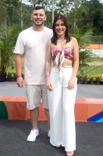 
<a style='margin-left: 5px;' class='btn btn-xs btn-social btn-facebook' href='https://www.facebook.com/sharer/sharer.php?u=https://galeramix.s01.web.getmuller.com.br/imagem/a158/800-800-90/conteudo/site_galerias/158/img7246.jpg' rel='popup' data-width='500' data-height='400'><i class='fa fa-facebook'></i>Compartilhar <span class='hidden-xs'>no Facebook</span>
</a> 
<a class='btn btn-default btn-xs' target='_blank' href='imagem/a158/800-800-90/conteudo/site_galerias/158/img7246.jpg'>
<span class='glyphicon glyphicon-cloud-download'></span> Salvar
</a>
