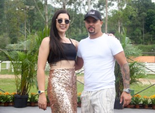 
<a style='margin-left: 5px;' class='btn btn-xs btn-social btn-facebook' href='https://www.facebook.com/sharer/sharer.php?u=https://galeramix.s01.web.getmuller.com.br/imagem/a158/800-800-90/conteudo/site_galerias/158/img7274.jpg' rel='popup' data-width='500' data-height='400'><i class='fa fa-facebook'></i>Compartilhar <span class='hidden-xs'>no Facebook</span>
</a> 
<a class='btn btn-default btn-xs' target='_blank' href='imagem/a158/800-800-90/conteudo/site_galerias/158/img7274.jpg'>
<span class='glyphicon glyphicon-cloud-download'></span> Salvar
</a>
