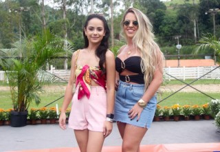 
<a style='margin-left: 5px;' class='btn btn-xs btn-social btn-facebook' href='https://www.facebook.com/sharer/sharer.php?u=https://galeramix.s01.web.getmuller.com.br/imagem/a158/800-800-90/conteudo/site_galerias/158/img7305.jpg' rel='popup' data-width='500' data-height='400'><i class='fa fa-facebook'></i>Compartilhar <span class='hidden-xs'>no Facebook</span>
</a> 
<a class='btn btn-default btn-xs' target='_blank' href='imagem/a158/800-800-90/conteudo/site_galerias/158/img7305.jpg'>
<span class='glyphicon glyphicon-cloud-download'></span> Salvar
</a>
