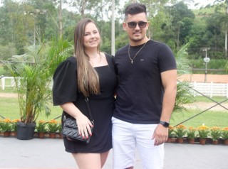 
<a style='margin-left: 5px;' class='btn btn-xs btn-social btn-facebook' href='https://www.facebook.com/sharer/sharer.php?u=https://galeramix.s01.web.getmuller.com.br/imagem/a158/800-800-90/conteudo/site_galerias/158/img7332.jpg' rel='popup' data-width='500' data-height='400'><i class='fa fa-facebook'></i>Compartilhar <span class='hidden-xs'>no Facebook</span>
</a> 
<a class='btn btn-default btn-xs' target='_blank' href='imagem/a158/800-800-90/conteudo/site_galerias/158/img7332.jpg'>
<span class='glyphicon glyphicon-cloud-download'></span> Salvar
</a>
