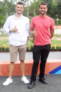 
<a style='margin-left: 5px;' class='btn btn-xs btn-social btn-facebook' href='https://www.facebook.com/sharer/sharer.php?u=https://galeramix.s01.web.getmuller.com.br/imagem/a158/800-800-90/conteudo/site_galerias/158/img7344.jpg' rel='popup' data-width='500' data-height='400'><i class='fa fa-facebook'></i>Compartilhar <span class='hidden-xs'>no Facebook</span>
</a> 
<a class='btn btn-default btn-xs' target='_blank' href='imagem/a158/800-800-90/conteudo/site_galerias/158/img7344.jpg'>
<span class='glyphicon glyphicon-cloud-download'></span> Salvar
</a>
