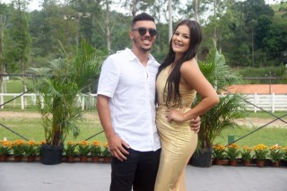 
<a style='margin-left: 5px;' class='btn btn-xs btn-social btn-facebook' href='https://www.facebook.com/sharer/sharer.php?u=https://galeramix.s01.web.getmuller.com.br/imagem/a158/800-800-90/conteudo/site_galerias/158/img7354.jpg' rel='popup' data-width='500' data-height='400'><i class='fa fa-facebook'></i>Compartilhar <span class='hidden-xs'>no Facebook</span>
</a> 
<a class='btn btn-default btn-xs' target='_blank' href='imagem/a158/800-800-90/conteudo/site_galerias/158/img7354.jpg'>
<span class='glyphicon glyphicon-cloud-download'></span> Salvar
</a>
