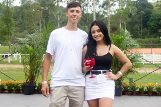 
<a style='margin-left: 5px;' class='btn btn-xs btn-social btn-facebook' href='https://www.facebook.com/sharer/sharer.php?u=https://galeramix.s01.web.getmuller.com.br/imagem/a158/800-800-90/conteudo/site_galerias/158/img7372.jpg' rel='popup' data-width='500' data-height='400'><i class='fa fa-facebook'></i>Compartilhar <span class='hidden-xs'>no Facebook</span>
</a> 
<a class='btn btn-default btn-xs' target='_blank' href='imagem/a158/800-800-90/conteudo/site_galerias/158/img7372.jpg'>
<span class='glyphicon glyphicon-cloud-download'></span> Salvar
</a>
