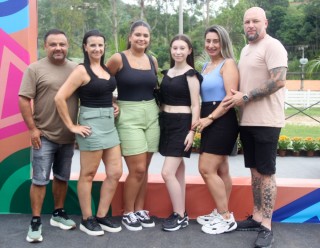 
<a style='margin-left: 5px;' class='btn btn-xs btn-social btn-facebook' href='https://www.facebook.com/sharer/sharer.php?u=https://galeramix.s01.web.getmuller.com.br/imagem/a158/800-800-90/conteudo/site_galerias/158/img7392.jpg' rel='popup' data-width='500' data-height='400'><i class='fa fa-facebook'></i>Compartilhar <span class='hidden-xs'>no Facebook</span>
</a> 
<a class='btn btn-default btn-xs' target='_blank' href='imagem/a158/800-800-90/conteudo/site_galerias/158/img7392.jpg'>
<span class='glyphicon glyphicon-cloud-download'></span> Salvar
</a>
