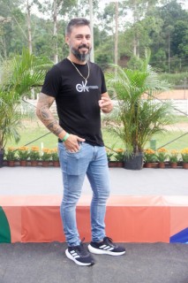 
<a style='margin-left: 5px;' class='btn btn-xs btn-social btn-facebook' href='https://www.facebook.com/sharer/sharer.php?u=https://galeramix.s01.web.getmuller.com.br/imagem/a158/800-800-90/conteudo/site_galerias/158/img7431.jpg' rel='popup' data-width='500' data-height='400'><i class='fa fa-facebook'></i>Compartilhar <span class='hidden-xs'>no Facebook</span>
</a> 
<a class='btn btn-default btn-xs' target='_blank' href='imagem/a158/800-800-90/conteudo/site_galerias/158/img7431.jpg'>
<span class='glyphicon glyphicon-cloud-download'></span> Salvar
</a>
