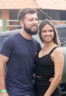 
<a style='margin-left: 5px;' class='btn btn-xs btn-social btn-facebook' href='https://www.facebook.com/sharer/sharer.php?u=https://galeramix.s01.web.getmuller.com.br/imagem/a158/800-800-90/conteudo/site_galerias/158/img7434.jpg' rel='popup' data-width='500' data-height='400'><i class='fa fa-facebook'></i>Compartilhar <span class='hidden-xs'>no Facebook</span>
</a> 
<a class='btn btn-default btn-xs' target='_blank' href='imagem/a158/800-800-90/conteudo/site_galerias/158/img7434.jpg'>
<span class='glyphicon glyphicon-cloud-download'></span> Salvar
</a>
