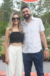 
<a style='margin-left: 5px;' class='btn btn-xs btn-social btn-facebook' href='https://www.facebook.com/sharer/sharer.php?u=https://galeramix.s01.web.getmuller.com.br/imagem/a158/800-800-90/conteudo/site_galerias/158/img7457.jpg' rel='popup' data-width='500' data-height='400'><i class='fa fa-facebook'></i>Compartilhar <span class='hidden-xs'>no Facebook</span>
</a> 
<a class='btn btn-default btn-xs' target='_blank' href='imagem/a158/800-800-90/conteudo/site_galerias/158/img7457.jpg'>
<span class='glyphicon glyphicon-cloud-download'></span> Salvar
</a>
