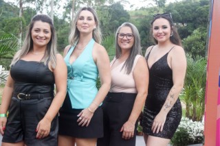 
<a style='margin-left: 5px;' class='btn btn-xs btn-social btn-facebook' href='https://www.facebook.com/sharer/sharer.php?u=https://galeramix.s01.web.getmuller.com.br/imagem/a158/800-800-90/conteudo/site_galerias/158/img7501.jpg' rel='popup' data-width='500' data-height='400'><i class='fa fa-facebook'></i>Compartilhar <span class='hidden-xs'>no Facebook</span>
</a> 
<a class='btn btn-default btn-xs' target='_blank' href='imagem/a158/800-800-90/conteudo/site_galerias/158/img7501.jpg'>
<span class='glyphicon glyphicon-cloud-download'></span> Salvar
</a>
