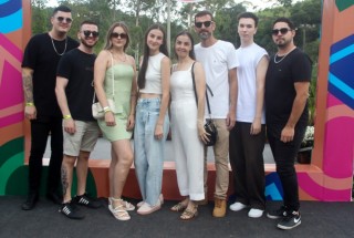 
<a style='margin-left: 5px;' class='btn btn-xs btn-social btn-facebook' href='https://www.facebook.com/sharer/sharer.php?u=https://galeramix.s01.web.getmuller.com.br/imagem/a158/800-800-90/conteudo/site_galerias/158/img7506.jpg' rel='popup' data-width='500' data-height='400'><i class='fa fa-facebook'></i>Compartilhar <span class='hidden-xs'>no Facebook</span>
</a> 
<a class='btn btn-default btn-xs' target='_blank' href='imagem/a158/800-800-90/conteudo/site_galerias/158/img7506.jpg'>
<span class='glyphicon glyphicon-cloud-download'></span> Salvar
</a>
