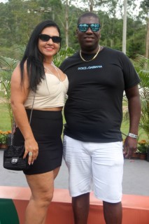 
<a style='margin-left: 5px;' class='btn btn-xs btn-social btn-facebook' href='https://www.facebook.com/sharer/sharer.php?u=https://galeramix.s01.web.getmuller.com.br/imagem/a158/800-800-90/conteudo/site_galerias/158/jr-seco-278.jpg' rel='popup' data-width='500' data-height='400'><i class='fa fa-facebook'></i>Compartilhar <span class='hidden-xs'>no Facebook</span>
</a> 
<a class='btn btn-default btn-xs' target='_blank' href='imagem/a158/800-800-90/conteudo/site_galerias/158/jr-seco-278.jpg'>
<span class='glyphicon glyphicon-cloud-download'></span> Salvar
</a>
