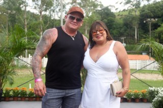 
<a style='margin-left: 5px;' class='btn btn-xs btn-social btn-facebook' href='https://www.facebook.com/sharer/sharer.php?u=https://galeramix.s01.web.getmuller.com.br/imagem/a158/800-800-90/conteudo/site_galerias/158/jr-seco-315.jpg' rel='popup' data-width='500' data-height='400'><i class='fa fa-facebook'></i>Compartilhar <span class='hidden-xs'>no Facebook</span>
</a> 
<a class='btn btn-default btn-xs' target='_blank' href='imagem/a158/800-800-90/conteudo/site_galerias/158/jr-seco-315.jpg'>
<span class='glyphicon glyphicon-cloud-download'></span> Salvar
</a>
