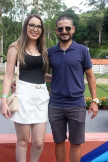 
<a style='margin-left: 5px;' class='btn btn-xs btn-social btn-facebook' href='https://www.facebook.com/sharer/sharer.php?u=https://galeramix.s01.web.getmuller.com.br/imagem/a158/800-800-90/conteudo/site_galerias/158/jr-seco-321.jpg' rel='popup' data-width='500' data-height='400'><i class='fa fa-facebook'></i>Compartilhar <span class='hidden-xs'>no Facebook</span>
</a> 
<a class='btn btn-default btn-xs' target='_blank' href='imagem/a158/800-800-90/conteudo/site_galerias/158/jr-seco-321.jpg'>
<span class='glyphicon glyphicon-cloud-download'></span> Salvar
</a>
