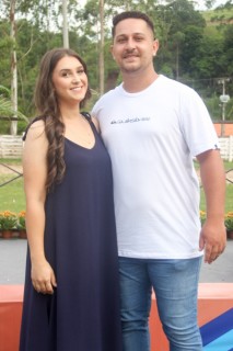 
<a style='margin-left: 5px;' class='btn btn-xs btn-social btn-facebook' href='https://www.facebook.com/sharer/sharer.php?u=https://galeramix.s01.web.getmuller.com.br/imagem/a158/800-800-90/conteudo/site_galerias/158/jr-seco-326.jpg' rel='popup' data-width='500' data-height='400'><i class='fa fa-facebook'></i>Compartilhar <span class='hidden-xs'>no Facebook</span>
</a> 
<a class='btn btn-default btn-xs' target='_blank' href='imagem/a158/800-800-90/conteudo/site_galerias/158/jr-seco-326.jpg'>
<span class='glyphicon glyphicon-cloud-download'></span> Salvar
</a>
