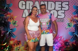 
<a style='margin-left: 5px;' class='btn btn-xs btn-social btn-facebook' href='https://www.facebook.com/sharer/sharer.php?u=https://galeramix.s01.web.getmuller.com.br/imagem/a159/800-800-90/conteudo/site_galerias/159/grandes-amigos-tijucas-clube-134.jpg' rel='popup' data-width='500' data-height='400'><i class='fa fa-facebook'></i>Compartilhar <span class='hidden-xs'>no Facebook</span>
</a> 
<a class='btn btn-default btn-xs' target='_blank' href='imagem/a159/800-800-90/conteudo/site_galerias/159/grandes-amigos-tijucas-clube-134.jpg'>
<span class='glyphicon glyphicon-cloud-download'></span> Salvar
</a>
