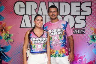 
<a style='margin-left: 5px;' class='btn btn-xs btn-social btn-facebook' href='https://www.facebook.com/sharer/sharer.php?u=https://galeramix.s01.web.getmuller.com.br/imagem/a159/800-800-90/conteudo/site_galerias/159/grandes-amigos-tijucas-clube-58.jpg' rel='popup' data-width='500' data-height='400'><i class='fa fa-facebook'></i>Compartilhar <span class='hidden-xs'>no Facebook</span>
</a> 
<a class='btn btn-default btn-xs' target='_blank' href='imagem/a159/800-800-90/conteudo/site_galerias/159/grandes-amigos-tijucas-clube-58.jpg'>
<span class='glyphicon glyphicon-cloud-download'></span> Salvar
</a>
