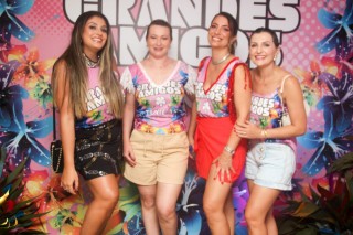 
<a style='margin-left: 5px;' class='btn btn-xs btn-social btn-facebook' href='https://www.facebook.com/sharer/sharer.php?u=https://galeramix.s01.web.getmuller.com.br/imagem/a159/800-800-90/conteudo/site_galerias/159/grandes-amigos-tijucas-clube-75.jpg' rel='popup' data-width='500' data-height='400'><i class='fa fa-facebook'></i>Compartilhar <span class='hidden-xs'>no Facebook</span>
</a> 
<a class='btn btn-default btn-xs' target='_blank' href='imagem/a159/800-800-90/conteudo/site_galerias/159/grandes-amigos-tijucas-clube-75.jpg'>
<span class='glyphicon glyphicon-cloud-download'></span> Salvar
</a>
