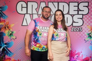 
<a style='margin-left: 5px;' class='btn btn-xs btn-social btn-facebook' href='https://www.facebook.com/sharer/sharer.php?u=https://galeramix.s01.web.getmuller.com.br/imagem/a159/800-800-90/conteudo/site_galerias/159/grandes-amigos-tijucas-clube-98.jpg' rel='popup' data-width='500' data-height='400'><i class='fa fa-facebook'></i>Compartilhar <span class='hidden-xs'>no Facebook</span>
</a> 
<a class='btn btn-default btn-xs' target='_blank' href='imagem/a159/800-800-90/conteudo/site_galerias/159/grandes-amigos-tijucas-clube-98.jpg'>
<span class='glyphicon glyphicon-cloud-download'></span> Salvar
</a>
