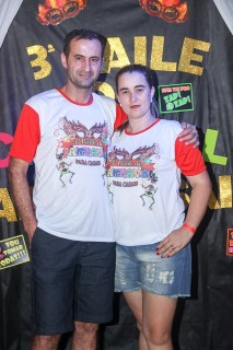 
                        <a style='margin-left: 5px;' class='btn btn-xs btn-social btn-facebook' href='https://www.facebook.com/sharer/sharer.php?u=https://galeramix.s01.web.getmuller.com.br/imagem/a16/800-800-90/conteudo/site_galerias/16/img1630.jpg' rel='popup' data-width='500' data-height='400'><i class='fa fa-facebook'></i>Compartilhar <span class='hidden-xs'>no Facebook</span>
                    </a> 
                    <a class='btn btn-default btn-xs' target='_blank' href='imagem/a16/800-800-90/conteudo/site_galerias/16/img1630.jpg'>
                        <span class='glyphicon glyphicon-cloud-download'></span> Salvar
                    </a>
                    