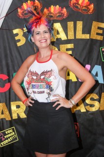 
<a style='margin-left: 5px;' class='btn btn-xs btn-social btn-facebook' href='https://www.facebook.com/sharer/sharer.php?u=https://galeramix.s01.web.getmuller.com.br/imagem/a16/800-800-90/conteudo/site_galerias/16/img1722.jpg' rel='popup' data-width='500' data-height='400'><i class='fa fa-facebook'></i>Compartilhar <span class='hidden-xs'>no Facebook</span>
</a> 
<a class='btn btn-default btn-xs' target='_blank' href='imagem/a16/800-800-90/conteudo/site_galerias/16/img1722.jpg'>
<span class='glyphicon glyphicon-cloud-download'></span> Salvar
</a>
