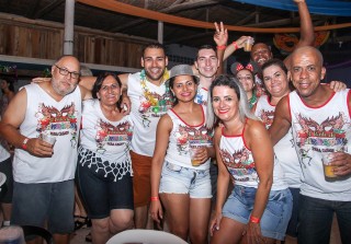 
<a style='margin-left: 5px;' class='btn btn-xs btn-social btn-facebook' href='https://www.facebook.com/sharer/sharer.php?u=https://galeramix.s01.web.getmuller.com.br/imagem/a16/800-800-90/conteudo/site_galerias/16/img1727.jpg' rel='popup' data-width='500' data-height='400'><i class='fa fa-facebook'></i>Compartilhar <span class='hidden-xs'>no Facebook</span>
</a> 
<a class='btn btn-default btn-xs' target='_blank' href='imagem/a16/800-800-90/conteudo/site_galerias/16/img1727.jpg'>
<span class='glyphicon glyphicon-cloud-download'></span> Salvar
</a>
