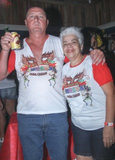 
<a style='margin-left: 5px;' class='btn btn-xs btn-social btn-facebook' href='https://www.facebook.com/sharer/sharer.php?u=https://galeramix.s01.web.getmuller.com.br/imagem/a16/800-800-90/conteudo/site_galerias/16/img1732.jpg' rel='popup' data-width='500' data-height='400'><i class='fa fa-facebook'></i>Compartilhar <span class='hidden-xs'>no Facebook</span>
</a> 
<a class='btn btn-default btn-xs' target='_blank' href='imagem/a16/800-800-90/conteudo/site_galerias/16/img1732.jpg'>
<span class='glyphicon glyphicon-cloud-download'></span> Salvar
</a>
