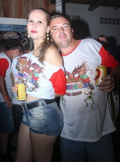 
<a style='margin-left: 5px;' class='btn btn-xs btn-social btn-facebook' href='https://www.facebook.com/sharer/sharer.php?u=https://galeramix.s01.web.getmuller.com.br/imagem/a16/800-800-90/conteudo/site_galerias/16/img1734.jpg' rel='popup' data-width='500' data-height='400'><i class='fa fa-facebook'></i>Compartilhar <span class='hidden-xs'>no Facebook</span>
</a> 
<a class='btn btn-default btn-xs' target='_blank' href='imagem/a16/800-800-90/conteudo/site_galerias/16/img1734.jpg'>
<span class='glyphicon glyphicon-cloud-download'></span> Salvar
</a>
