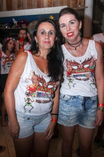 
<a style='margin-left: 5px;' class='btn btn-xs btn-social btn-facebook' href='https://www.facebook.com/sharer/sharer.php?u=https://galeramix.s01.web.getmuller.com.br/imagem/a16/800-800-90/conteudo/site_galerias/16/img1739.jpg' rel='popup' data-width='500' data-height='400'><i class='fa fa-facebook'></i>Compartilhar <span class='hidden-xs'>no Facebook</span>
</a> 
<a class='btn btn-default btn-xs' target='_blank' href='imagem/a16/800-800-90/conteudo/site_galerias/16/img1739.jpg'>
<span class='glyphicon glyphicon-cloud-download'></span> Salvar
</a>
