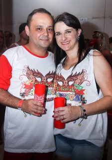 
<a style='margin-left: 5px;' class='btn btn-xs btn-social btn-facebook' href='https://www.facebook.com/sharer/sharer.php?u=https://galeramix.s01.web.getmuller.com.br/imagem/a16/800-800-90/conteudo/site_galerias/16/img1752.jpg' rel='popup' data-width='500' data-height='400'><i class='fa fa-facebook'></i>Compartilhar <span class='hidden-xs'>no Facebook</span>
</a> 
<a class='btn btn-default btn-xs' target='_blank' href='imagem/a16/800-800-90/conteudo/site_galerias/16/img1752.jpg'>
<span class='glyphicon glyphicon-cloud-download'></span> Salvar
</a>
