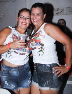 
<a style='margin-left: 5px;' class='btn btn-xs btn-social btn-facebook' href='https://www.facebook.com/sharer/sharer.php?u=https://galeramix.s01.web.getmuller.com.br/imagem/a16/800-800-90/conteudo/site_galerias/16/img1759.jpg' rel='popup' data-width='500' data-height='400'><i class='fa fa-facebook'></i>Compartilhar <span class='hidden-xs'>no Facebook</span>
</a> 
<a class='btn btn-default btn-xs' target='_blank' href='imagem/a16/800-800-90/conteudo/site_galerias/16/img1759.jpg'>
<span class='glyphicon glyphicon-cloud-download'></span> Salvar
</a>
