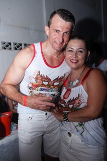 
<a style='margin-left: 5px;' class='btn btn-xs btn-social btn-facebook' href='https://www.facebook.com/sharer/sharer.php?u=https://galeramix.s01.web.getmuller.com.br/imagem/a16/800-800-90/conteudo/site_galerias/16/img1810.jpg' rel='popup' data-width='500' data-height='400'><i class='fa fa-facebook'></i>Compartilhar <span class='hidden-xs'>no Facebook</span>
</a> 
<a class='btn btn-default btn-xs' target='_blank' href='imagem/a16/800-800-90/conteudo/site_galerias/16/img1810.jpg'>
<span class='glyphicon glyphicon-cloud-download'></span> Salvar
</a>
