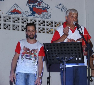 
<a style='margin-left: 5px;' class='btn btn-xs btn-social btn-facebook' href='https://www.facebook.com/sharer/sharer.php?u=https://galeramix.s01.web.getmuller.com.br/imagem/a16/800-800-90/conteudo/site_galerias/16/img1813.jpg' rel='popup' data-width='500' data-height='400'><i class='fa fa-facebook'></i>Compartilhar <span class='hidden-xs'>no Facebook</span>
</a> 
<a class='btn btn-default btn-xs' target='_blank' href='imagem/a16/800-800-90/conteudo/site_galerias/16/img1813.jpg'>
<span class='glyphicon glyphicon-cloud-download'></span> Salvar
</a>
