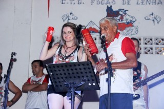 
<a style='margin-left: 5px;' class='btn btn-xs btn-social btn-facebook' href='https://www.facebook.com/sharer/sharer.php?u=https://galeramix.s01.web.getmuller.com.br/imagem/a16/800-800-90/conteudo/site_galerias/16/img1816.jpg' rel='popup' data-width='500' data-height='400'><i class='fa fa-facebook'></i>Compartilhar <span class='hidden-xs'>no Facebook</span>
</a> 
<a class='btn btn-default btn-xs' target='_blank' href='imagem/a16/800-800-90/conteudo/site_galerias/16/img1816.jpg'>
<span class='glyphicon glyphicon-cloud-download'></span> Salvar
</a>
